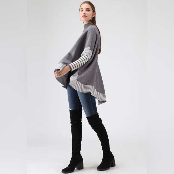 Stylish Poncho with side slits. One size. - Picture 1 of 8